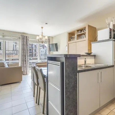 Cosy Near The Center