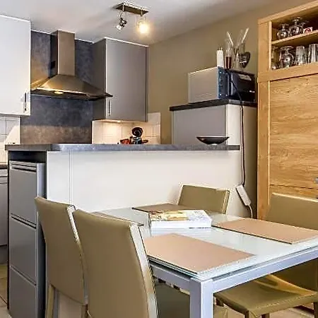 Cosy Near The Center Apartament *